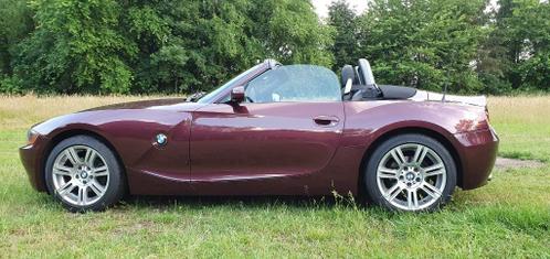 BMW Z4 2.2IS 2004 Rood automaat