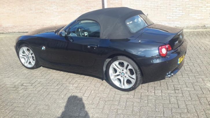 BMW Z4 2.5 I Roadster 2004 Zwart