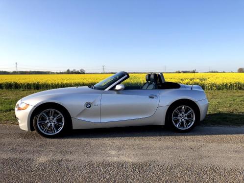 BMW Z4 3.0i 232 PK 6 cilinder zeer lage km stand full option