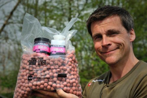 Boilies, dipssoaks en hookbaits voor het karpervissen