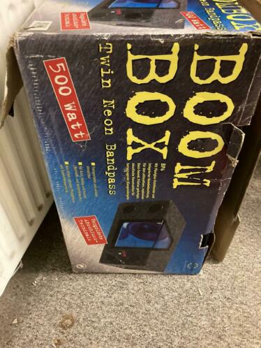 Boom box 500 watt zie foto Deur speakers 2x zie foto