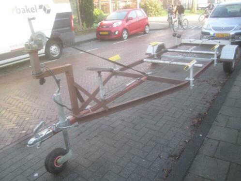 BoootStallingstrailer.