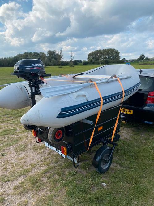 Boot met wagentje zodiak bombard