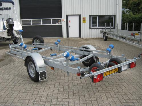 Boottrailer 1800 kg ,L6.30m ,Res.wiel ,Centreerset, BJ2016