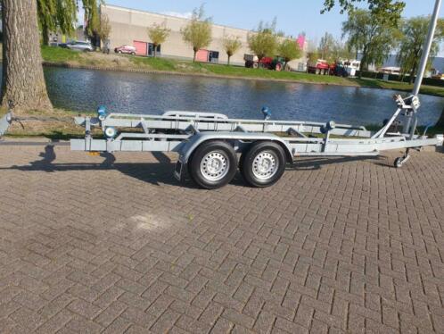 Boottrailer  2700 kg 7.80 (0.35) x 2.22 m