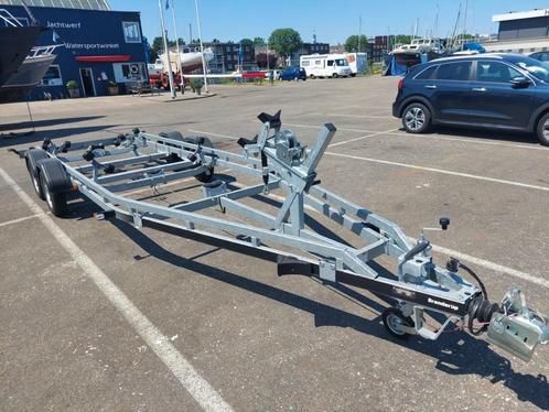 Boottrailer Brenderup SR2000 tandemasser 745x221cm 2022