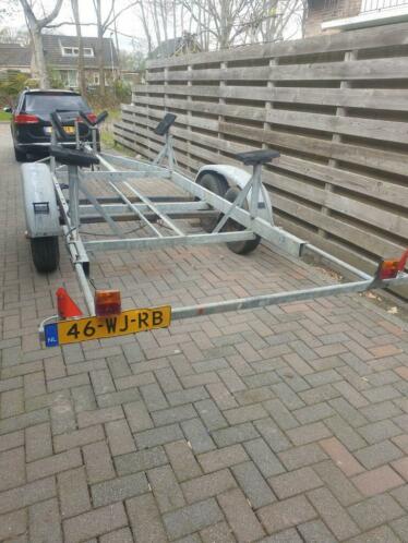 Boottrailer tandemasser 1700 kg. NL kenteken