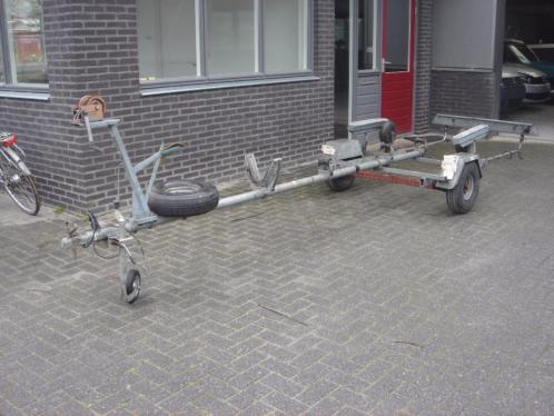 Boottrailer voor boten tot - 4.2 meter 