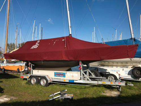 Borresen Draak 1977 (polyester), complete set met trailer