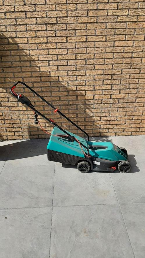 Bosch ARM 3200 elektrische grasmaaier  gratis grastrimmer