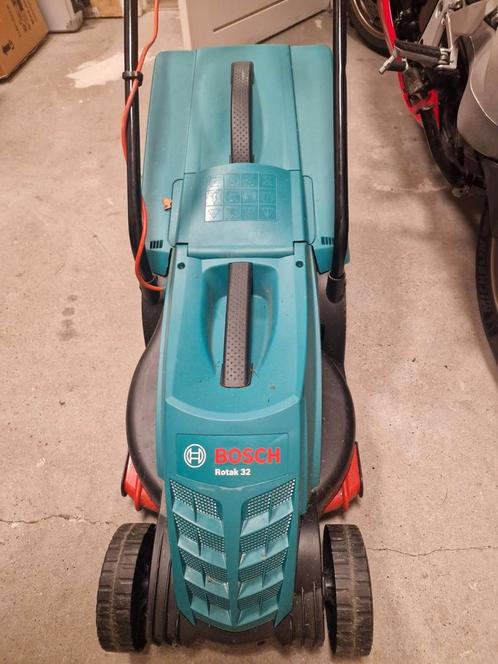 Bosch Rotak 32 grasmaaier