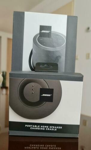 Bose Portable Home Speaker  Charging Cradle