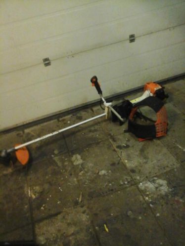 Bosmaaier stihl fs 450 kantmaaier