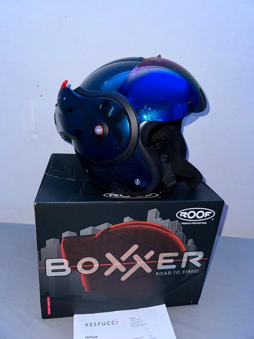 Boxer helm carbon blauw met custom verzier
