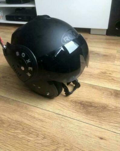 Boxer motor helm