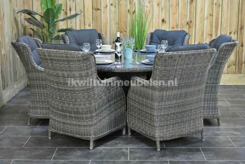 Brasil Ronde Tafel 150 met 6 Darwin Stoelen SHOWROOMMODEL