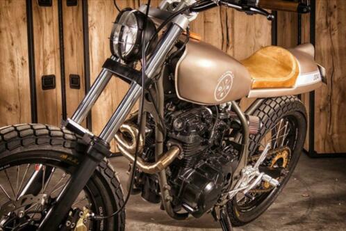 Brat-caferacer kawasaki gpz305