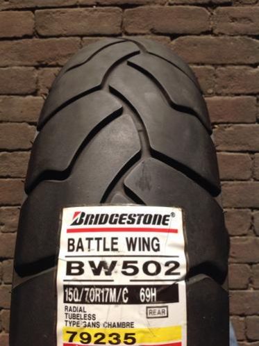 Bridgestone Battle Wing BW502 achterband 15070-R17