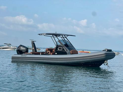 Brig Eagle 8  Mercury Verado 400 V10  Pega Custom