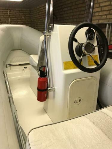 BRIG RIB met 50 PK Tohatsu en Riba kanteltrailer