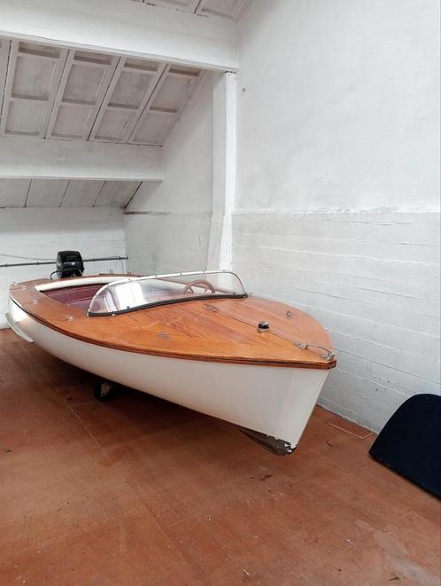 Bristo 450 Klassieke houten speedboot, OPKNAPPER