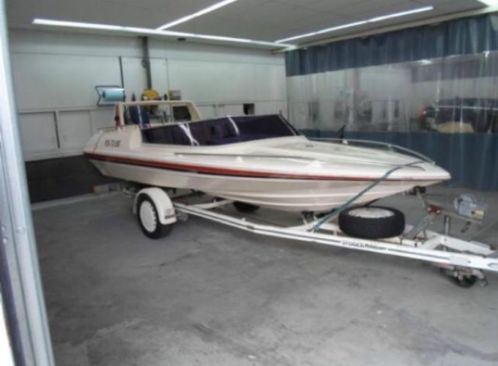 Broom aquarius speedboot 
