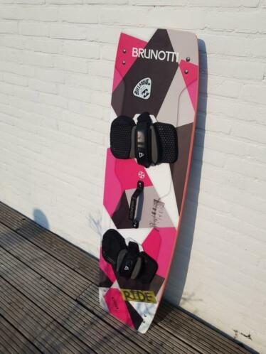 Brunotti Jade 136x40 kitesurfboard