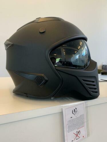 Bruzano Mat Zwart Jet Helm