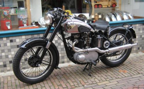 BSA A7 , 500 twin van 1948