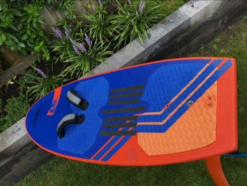 Buiten kansje Foil - Core - Airush hydrofoil  foilboard