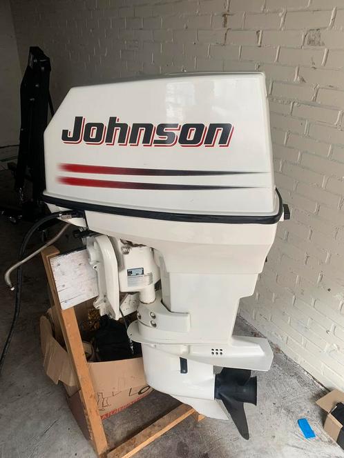 Buitenboordmotor 40pk Johnson 2tact