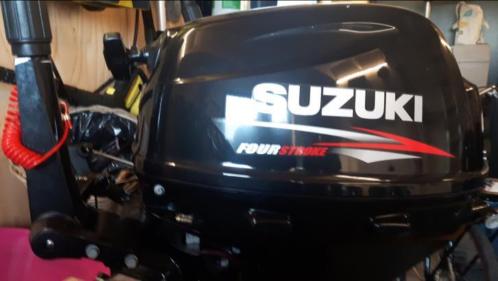Buitenboordmotoren Suzuki DF20 en Parsun 6