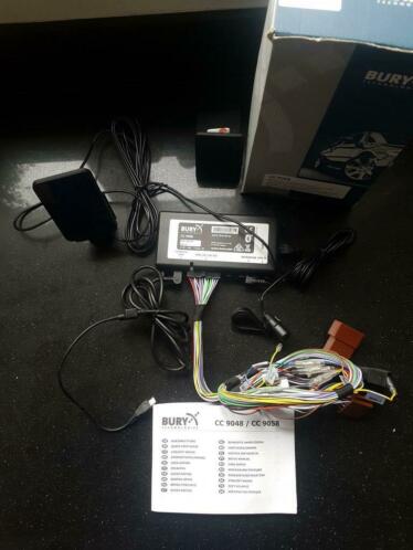 Bury CC 9058 carkit touchscreen bluetooth met brodithouder
