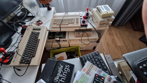 C64c en c64 max in een koop.