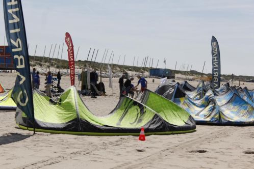 Cabrinha 2014 demoschool kites en boards