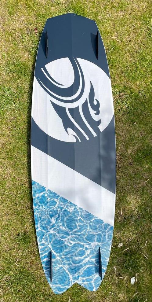 Cabrinha Tronic Surf Stance 149x44 twintipsurfboard