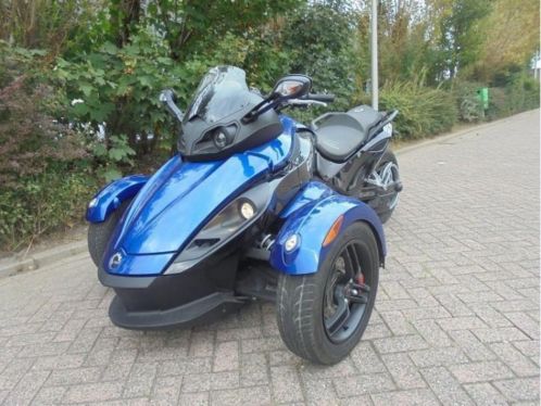 Can-Am Spyder RS SM5 Blue Marine Luxe Zadel 7000KM