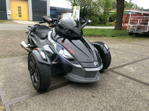 Can am spyder voll optie xenon Nardo grey automaat Nw model