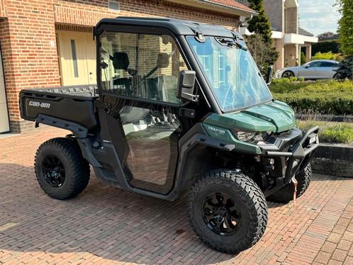 Canam Traxter HD9. 2023.   vol opties.