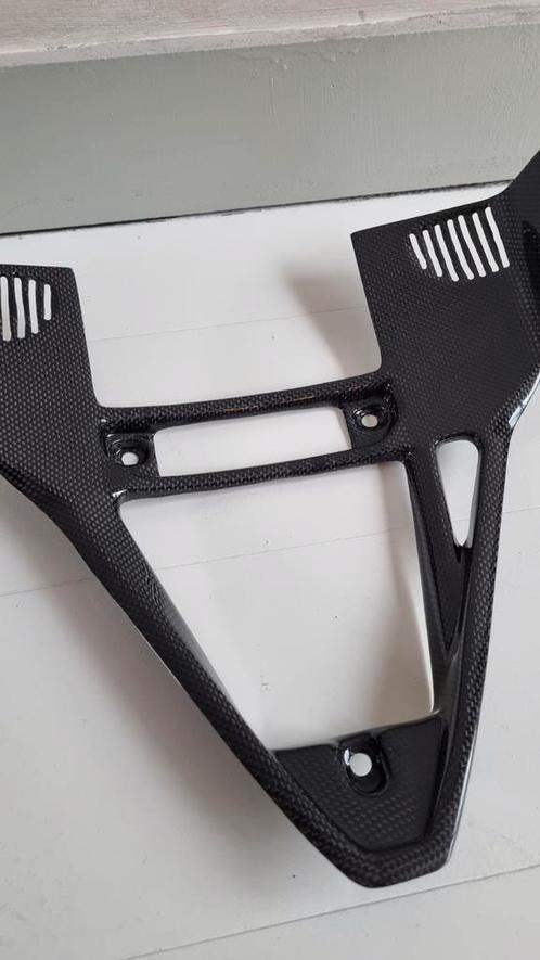 Carbon v-panel puntstuk onderkuip Ducati 749 999 999r