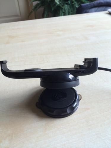 Carkit voor Iphone 3 en 4 speciaal ontworpen voor tomtom 