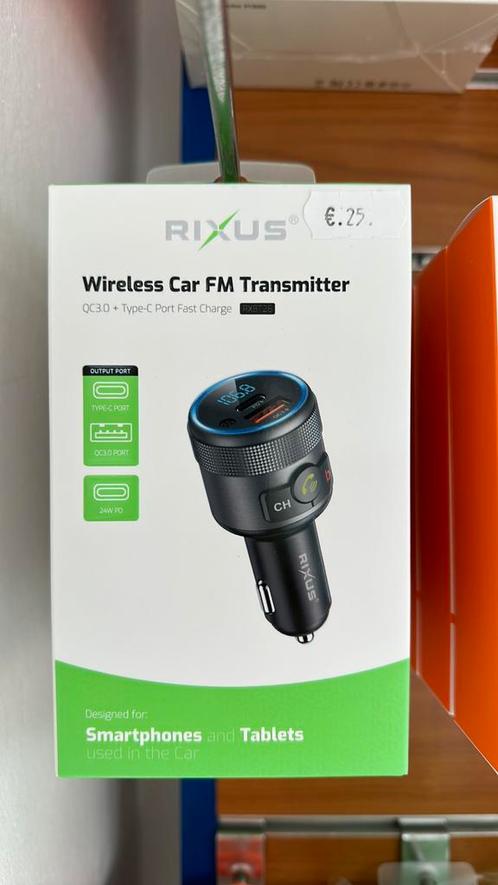 Carkit Wireless Car Fm Transmitter 24W snellader 4 muziek