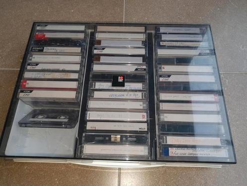 Cassettebandjes in draagkoffer