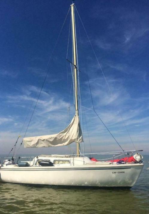 Catalina  Jaguar 22 ft kajuitzeiljacht met ophaalbare kiel