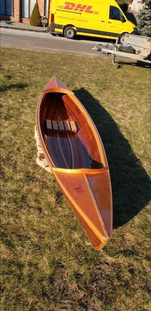 Cedar houten kano, nieuwstaat