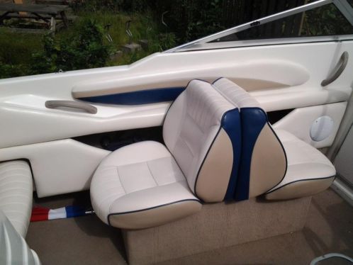  Chaparral 205 SSE Cuddy Cabin