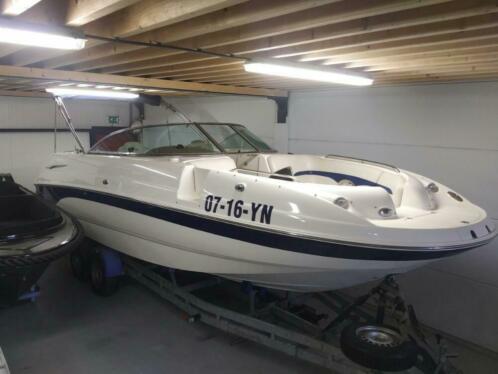 Chaparral 274 Sunesta Mercruiser V8 MAG mpi 100 garantie