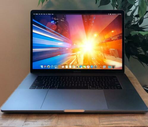 chapp  MacBook Pro 15 2018 2.6 i7 6-core  1 jaar garantie