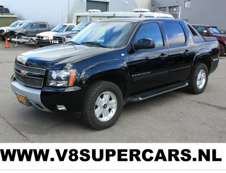 Chevrolet Avalanche Z71 4x4 2009, lpg, moonroof, cam, lpg