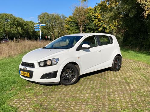 Chevrolet Aveo 118PK 1.3D LT. 5-DEURS 2012 Wit